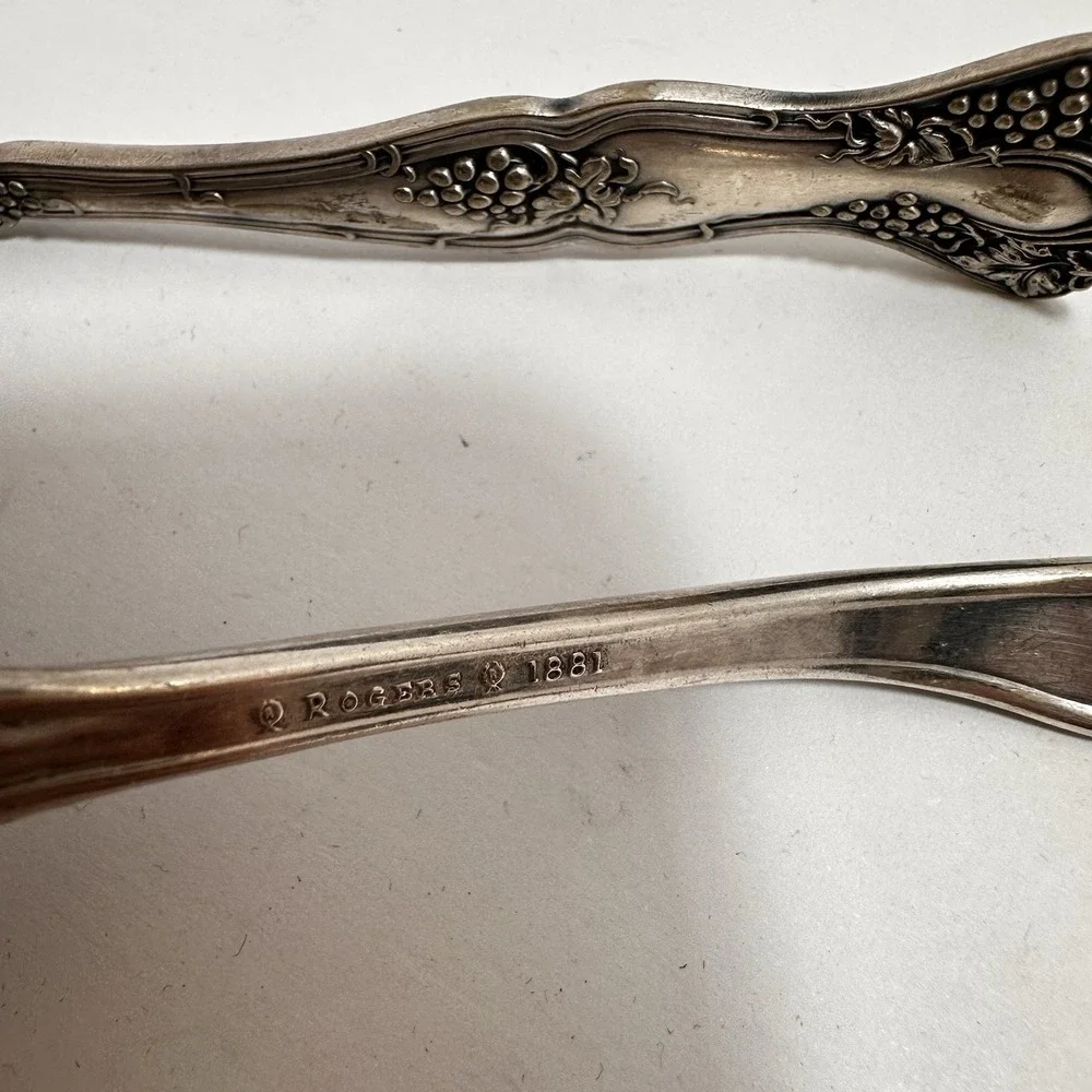 Lot Of 2 Vintage 1847 Roger's Bros Laddle And Master‎ Butter Knife Unmatched